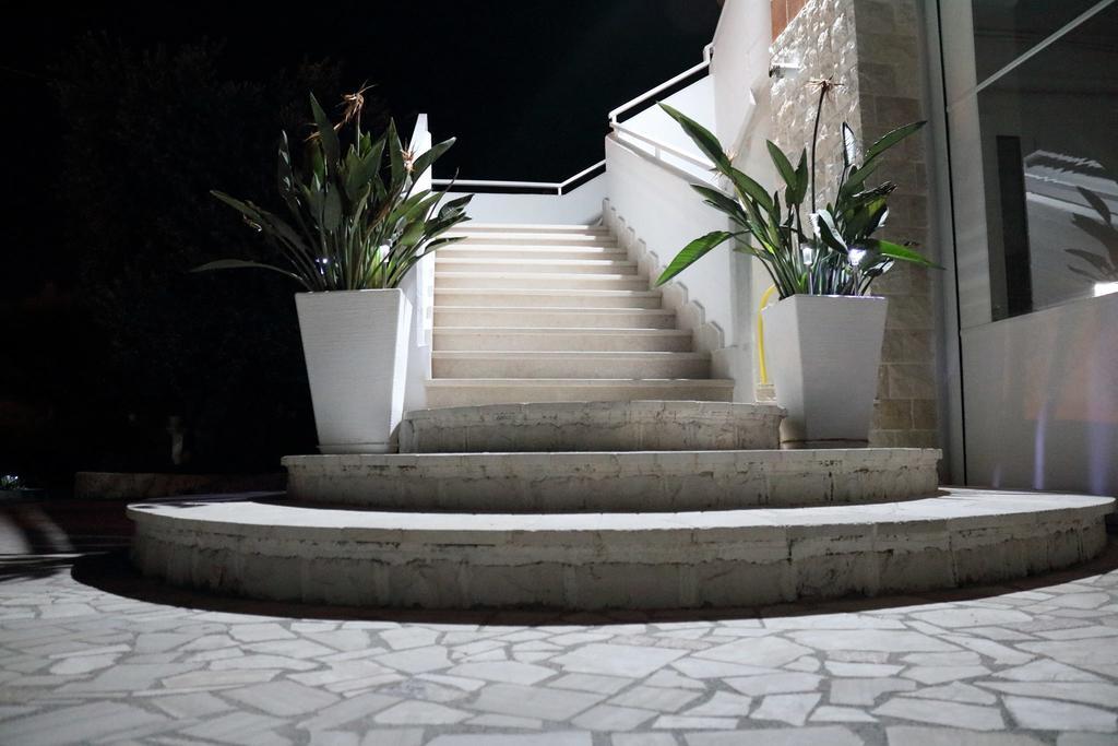 Villa Santo Stefano Monopoli Eksteriør billede